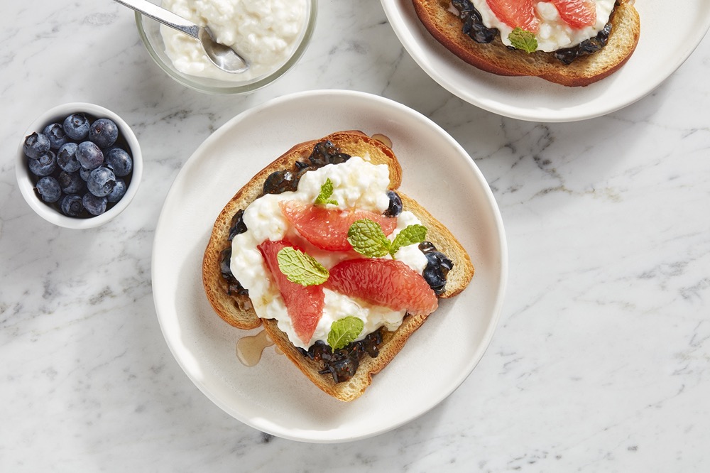 Smashed Blueberry & Grapefruit Toast